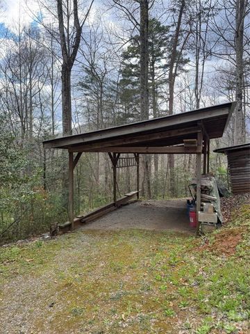 315 N River Road, Sylva, NC 28779