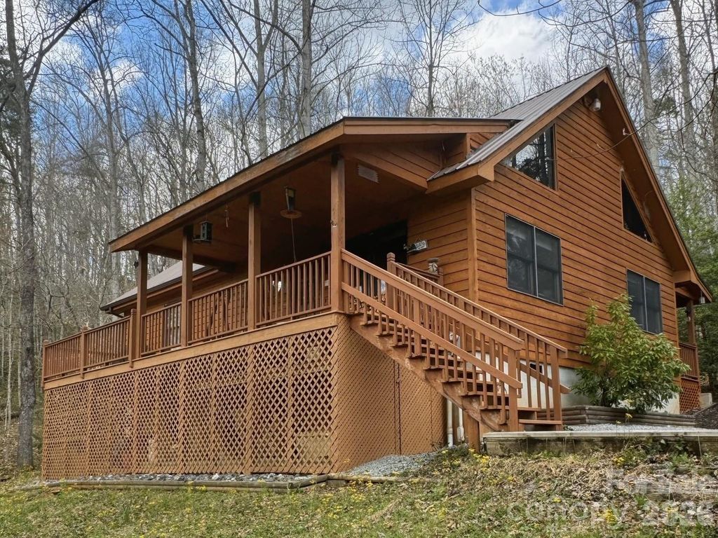 315 N River Road, Sylva, NC 28779