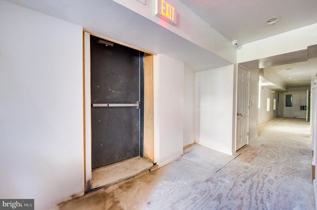 709 S 52ND ST, Philadelphia, PA 19143