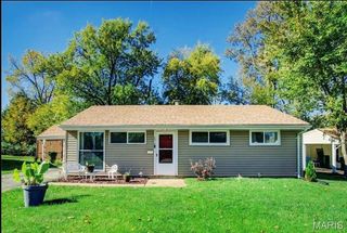 5519 Holborn Drive, St Louis, MO 63121