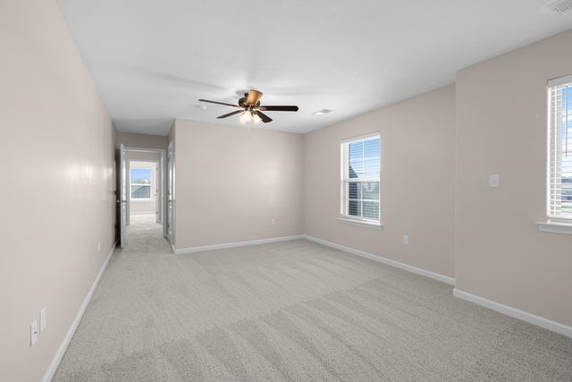 10 EUREKA TRL, Atoka, TN 38004