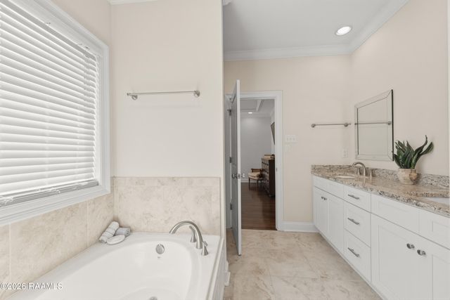 408 Wetgrass Drive, Lafayette, LA 70508