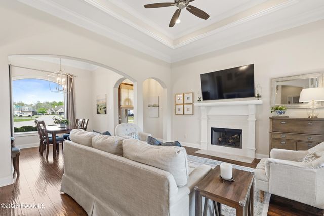 408 Wetgrass Drive, Lafayette, LA 70508