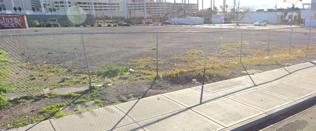 90 West Oakey Boulevard, Las Vegas, NV 89104 — photo 4