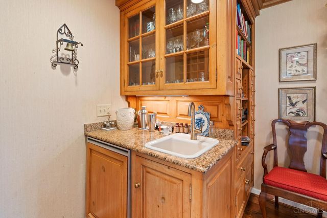 535 Rollingrock Lane, Anderson Twp, OH 45255
