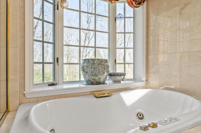 535 Rollingrock Lane, Anderson Twp, OH 45255
