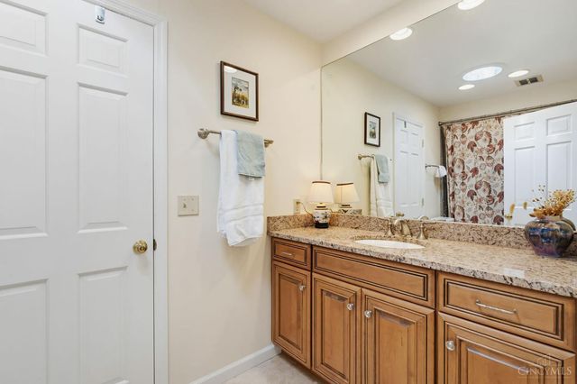 535 Rollingrock Lane, Anderson Twp, OH 45255