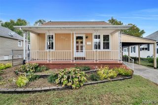 506 Bainbridge Road, St Charles, MO 63301