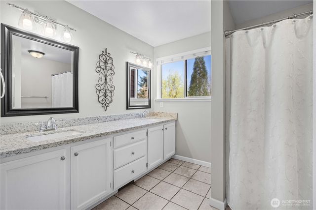 10510 200th Avenue Ct E, Bonney Lake, WA 98391