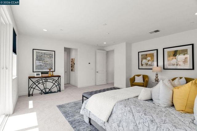 4252 Oak Knoll Dr, Dublin, CA 94568
