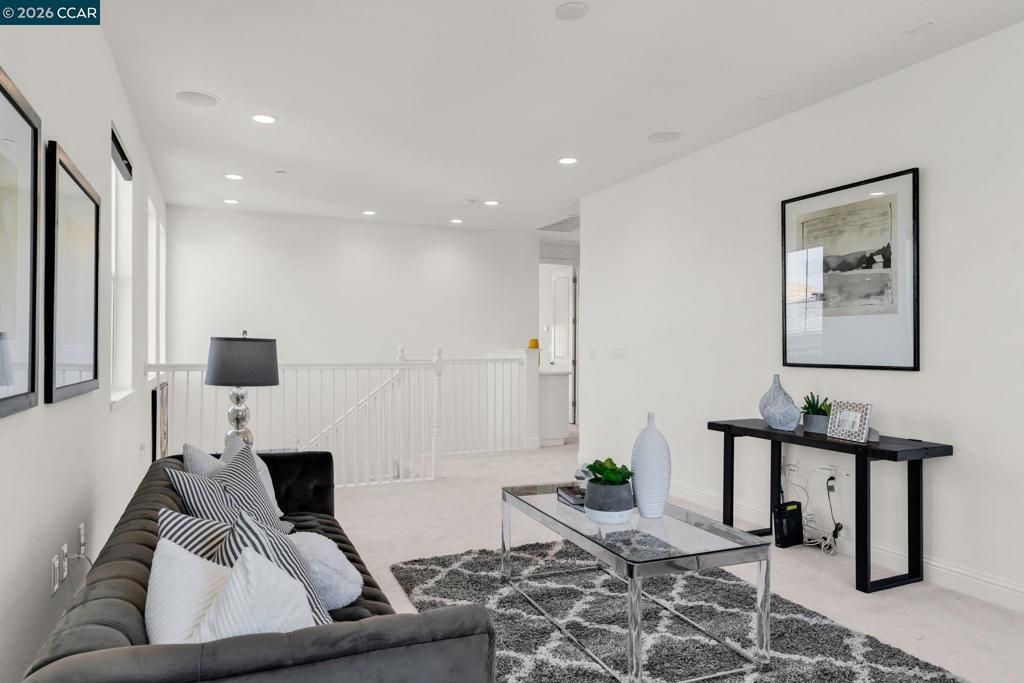 Image 27 of property listing at 4252 Oak Knoll Dr, Dublin, CA 94568