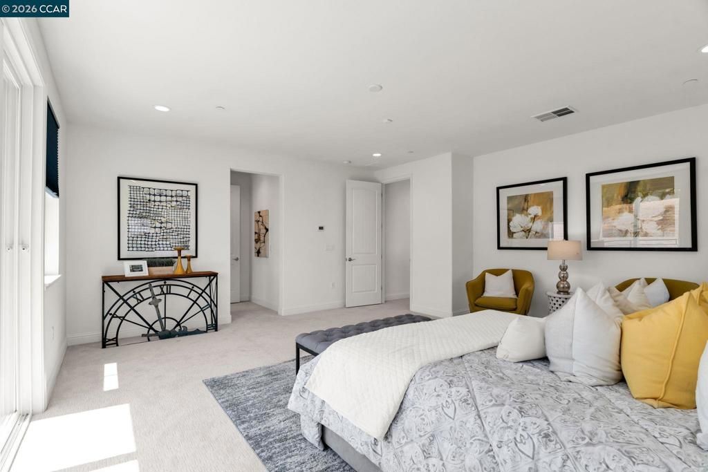 Image 30 of property listing at 4252 Oak Knoll Dr, Dublin, CA 94568
