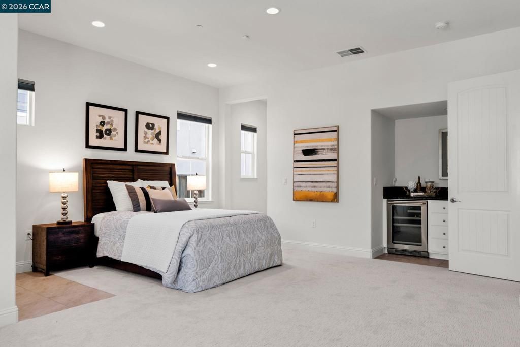 Image 35 of property listing at 4252 Oak Knoll Dr, Dublin, CA 94568