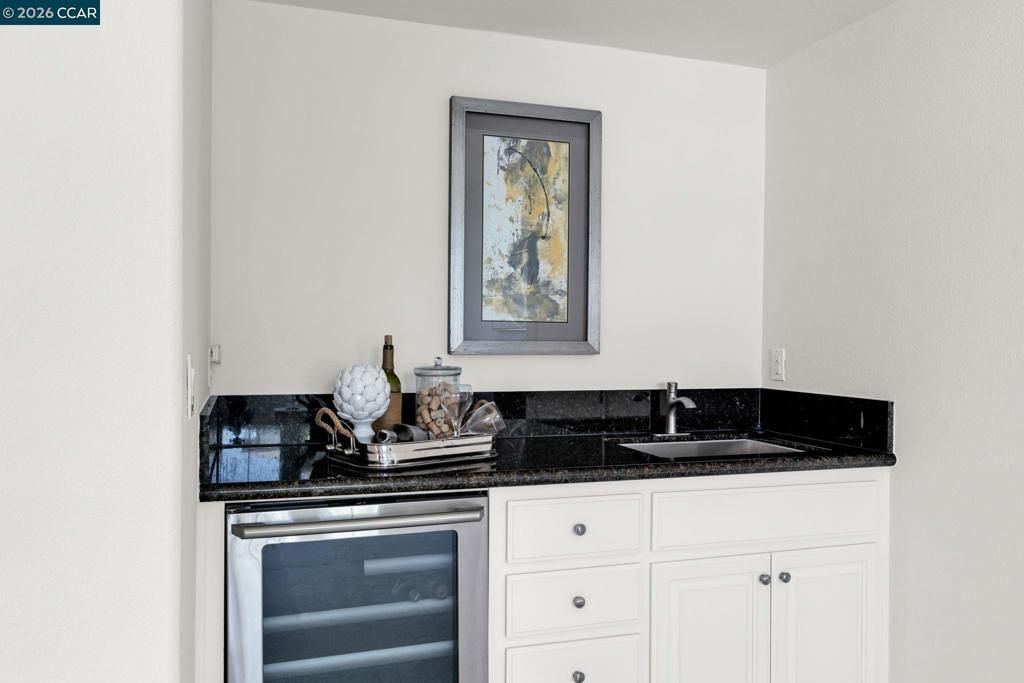 Image 39 of property listing at 4252 Oak Knoll Dr, Dublin, CA 94568