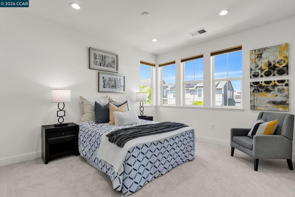 Image 41 of property listing at 4252 Oak Knoll Dr, Dublin, CA 94568