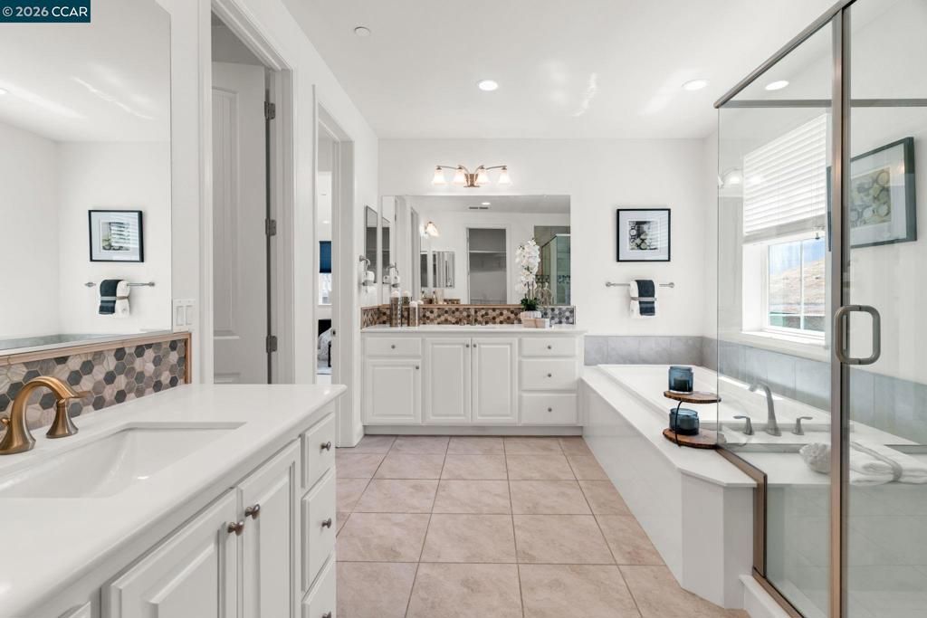 Image 47 of property listing at 4252 Oak Knoll Dr, Dublin, CA 94568