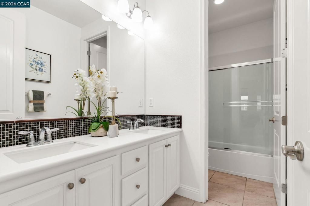 Image 51 of property listing at 4252 Oak Knoll Dr, Dublin, CA 94568