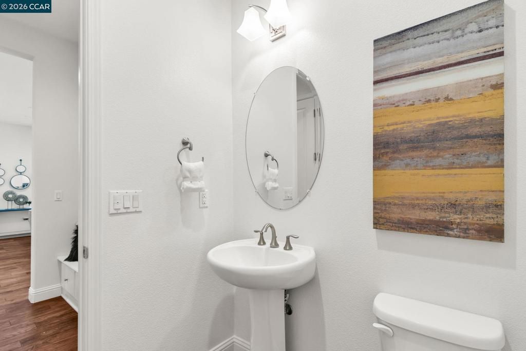 Image 52 of property listing at 4252 Oak Knoll Dr, Dublin, CA 94568