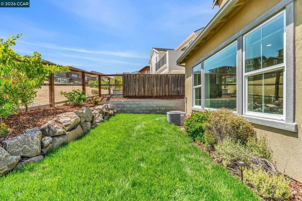 Image 55 of property listing at 4252 Oak Knoll Dr, Dublin, CA 94568
