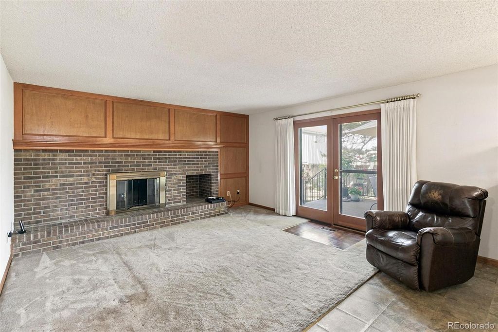 Image 11 of property listing at 7471 Rattlesnake Drive, Lone Tree, CO 80124