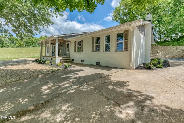545 J A Hodge Road, Piney Flats, TN 37686