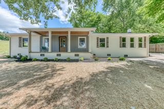 545 J A Hodge Road, Piney Flats, TN 37686