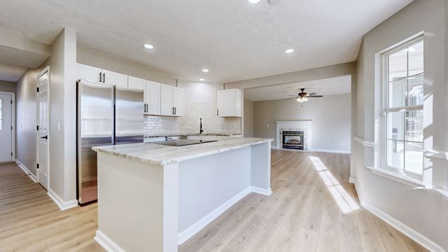 206 Moorhill Ave, Smyrna, TN 37167