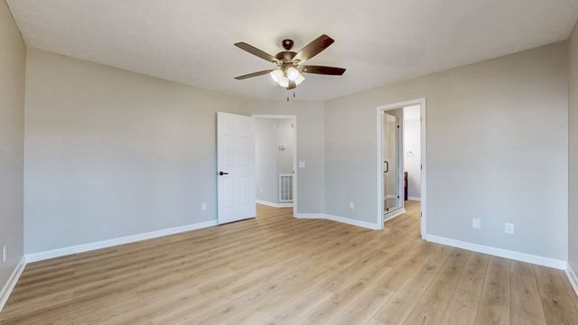 206 Moorhill Ave, Smyrna, TN 37167