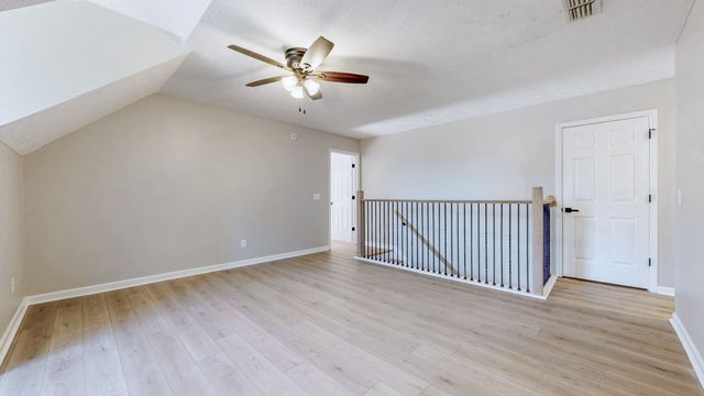 206 Moorhill Ave, Smyrna, TN 37167