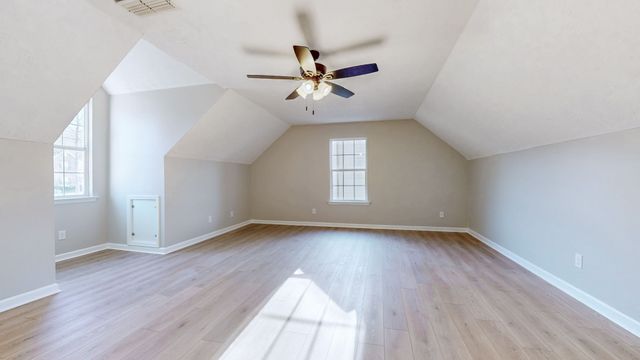 206 Moorhill Ave, Smyrna, TN 37167