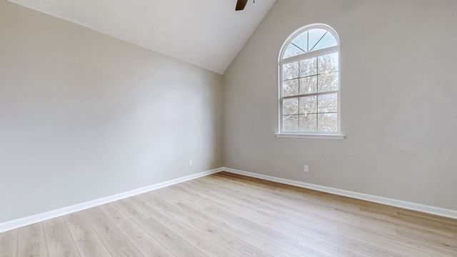 206 Moorhill Ave, Smyrna, TN 37167