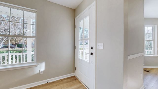 206 Moorhill Ave, Smyrna, TN 37167