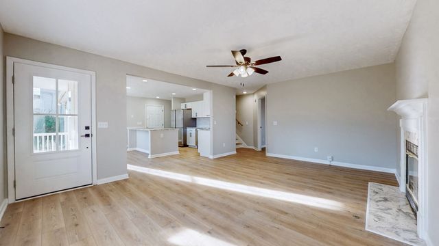 206 Moorhill Ave, Smyrna, TN 37167