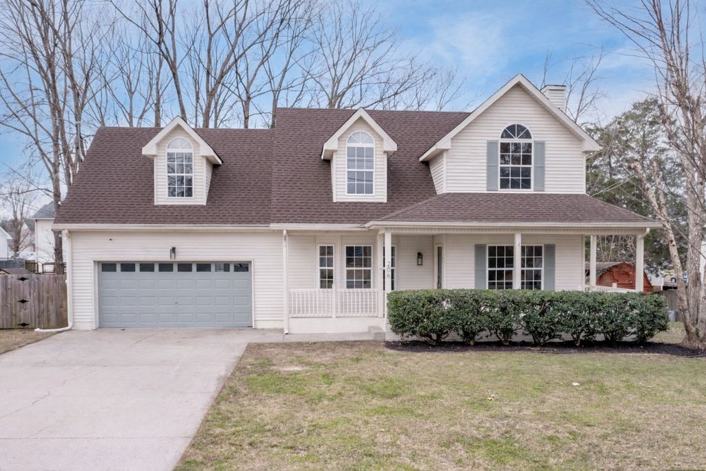 206 Moorhill Ave, Smyrna, TN 37167