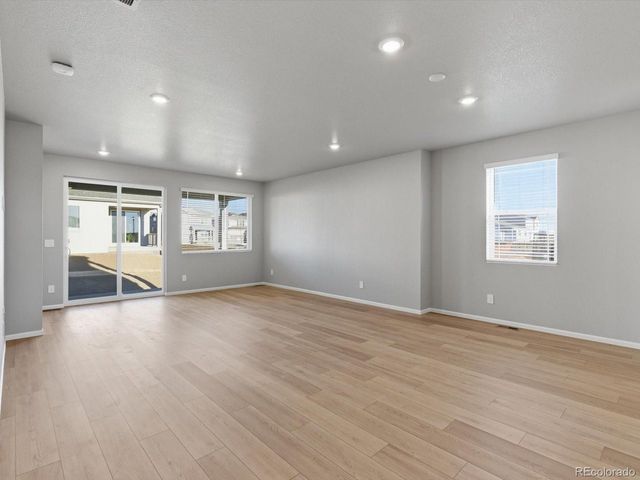 12070 E 101st Ave, Commerce City, CO 80640