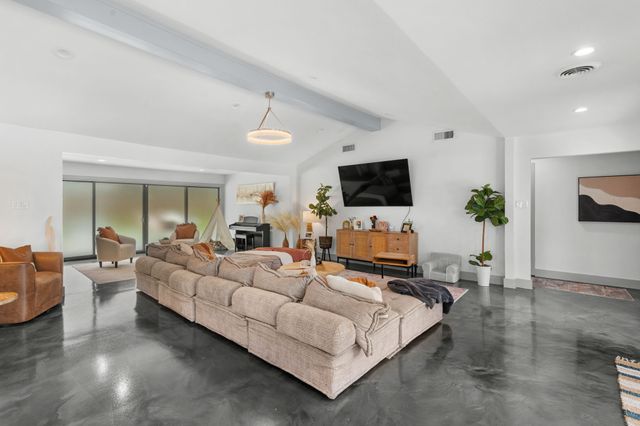 5029 Mill Run Road, Dallas, TX 75244