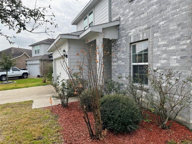 8611 Morning Dove Lane, Baytown, TX 77521