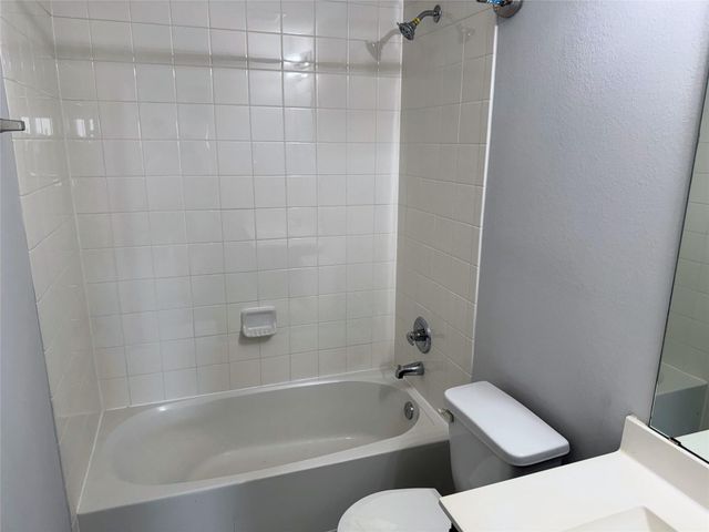 8611 Morning Dove Lane, Baytown, TX 77521