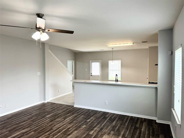 8611 Morning Dove Lane, Baytown, TX 77521