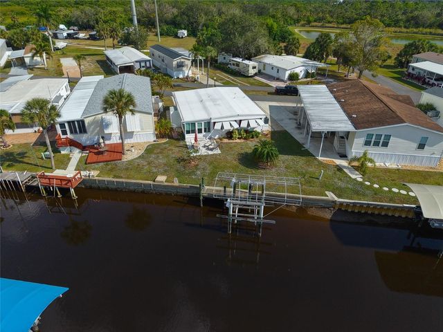 3313 BAYSIDE PARKWAY, Punta Gorda, FL 33982