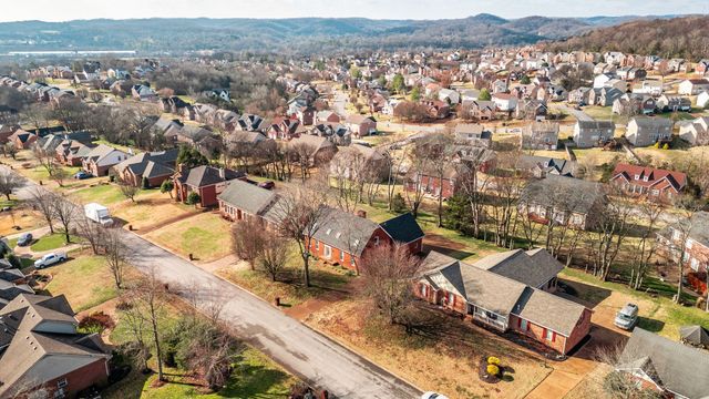 836 Rachel Dr, Goodlettsville, TN 37072