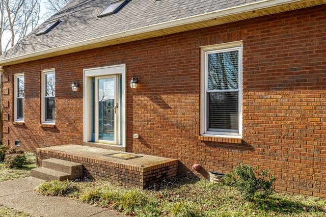 836 Rachel Dr, Goodlettsville, TN 37072