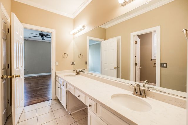 836 Rachel Dr, Goodlettsville, TN 37072