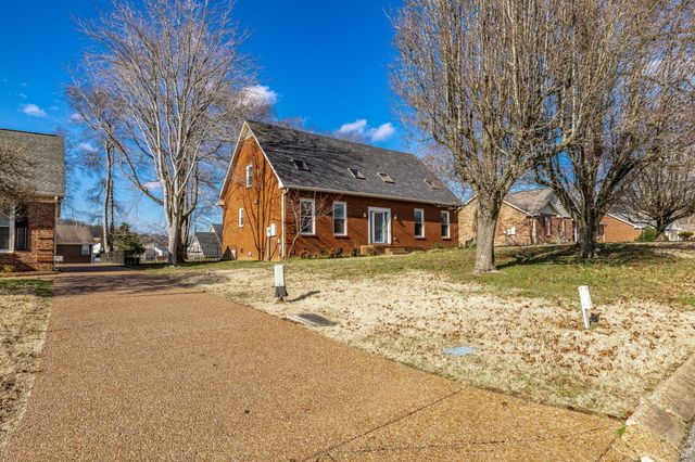 836 Rachel Dr, Goodlettsville, TN 37072