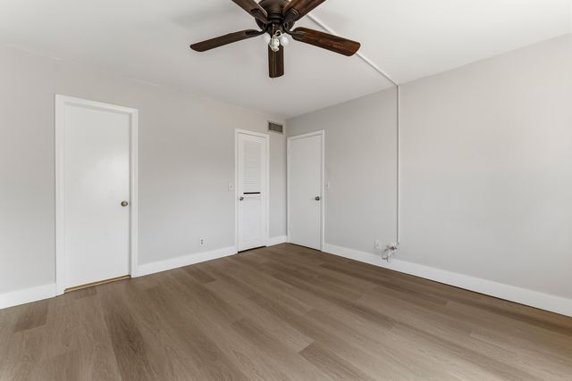 1638 Embassy Drive 208, West Palm Beach, FL 33401