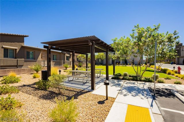 600 North Carriage Hill Drive 2174, Las Vegas, NV 89138