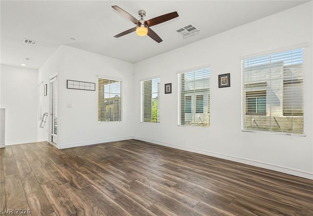 600 North Carriage Hill Drive 2174, Las Vegas, NV 89138