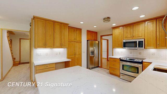 3175 Delevan Drive, Saginaw, MI 48603