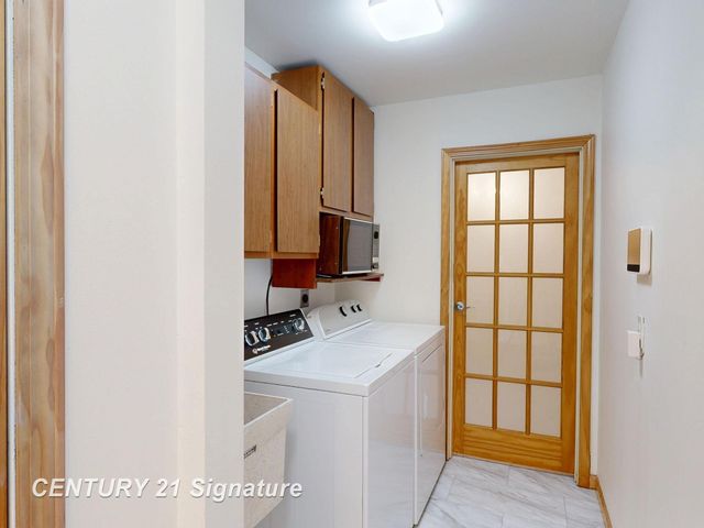3175 Delevan Drive, Saginaw, MI 48603