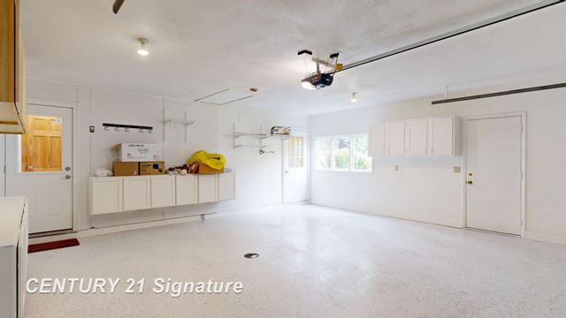 3175 Delevan Drive, Saginaw, MI 48603
